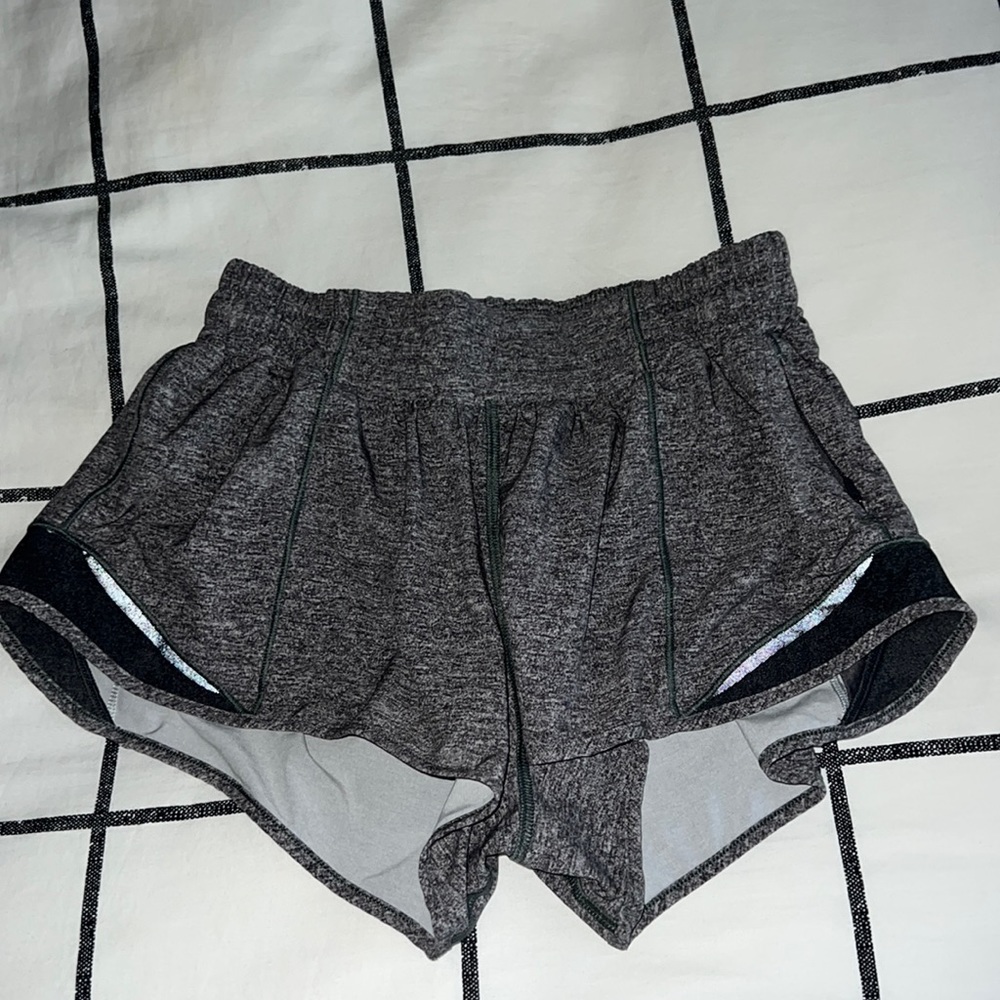 lululemon hotty hot shorts